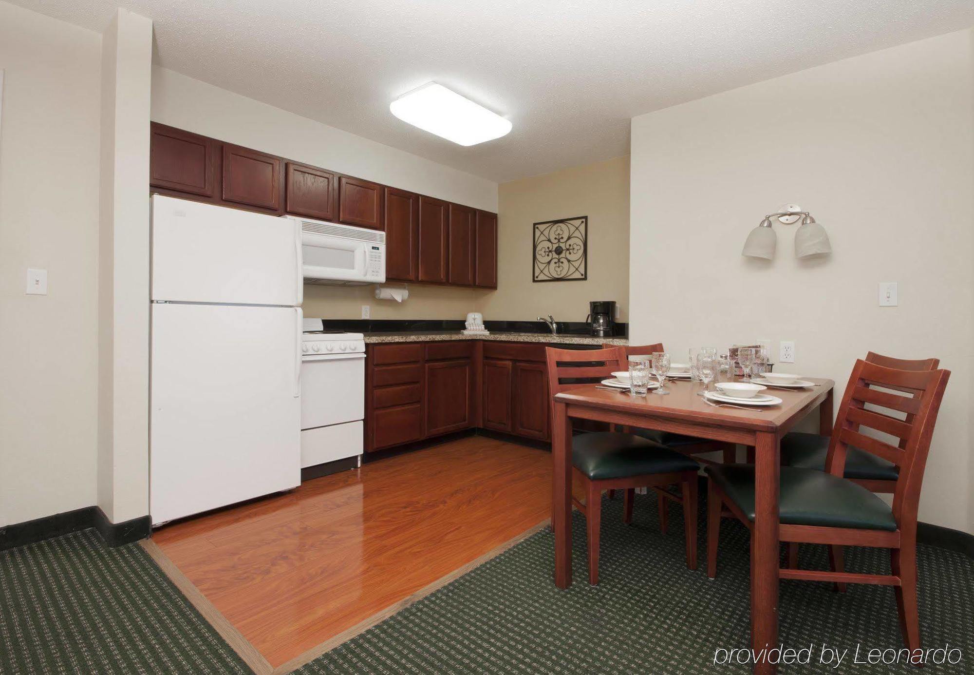 Residence Inn By Marriott Tulsa South Zewnętrze zdjęcie